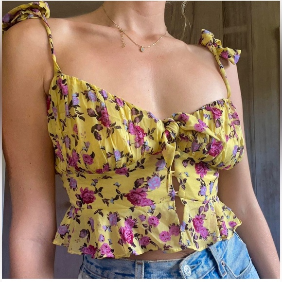 FOR LOVE & LEMONS Beaumont Top in Yellow Floral Size Small - Picture 10 of 10